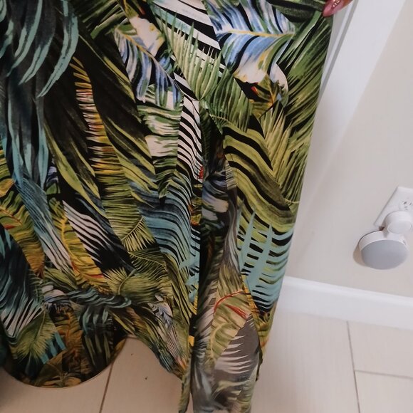 Fashion Nova Palm Maxi Dress Women's Size XL Multi Halter Cutout Tropical Print - Picture 3 of 7